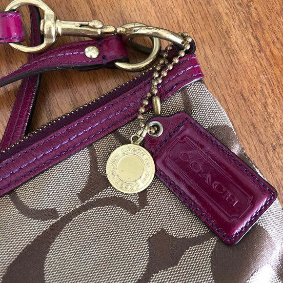 Coach Handbag - Picture 4 of 9